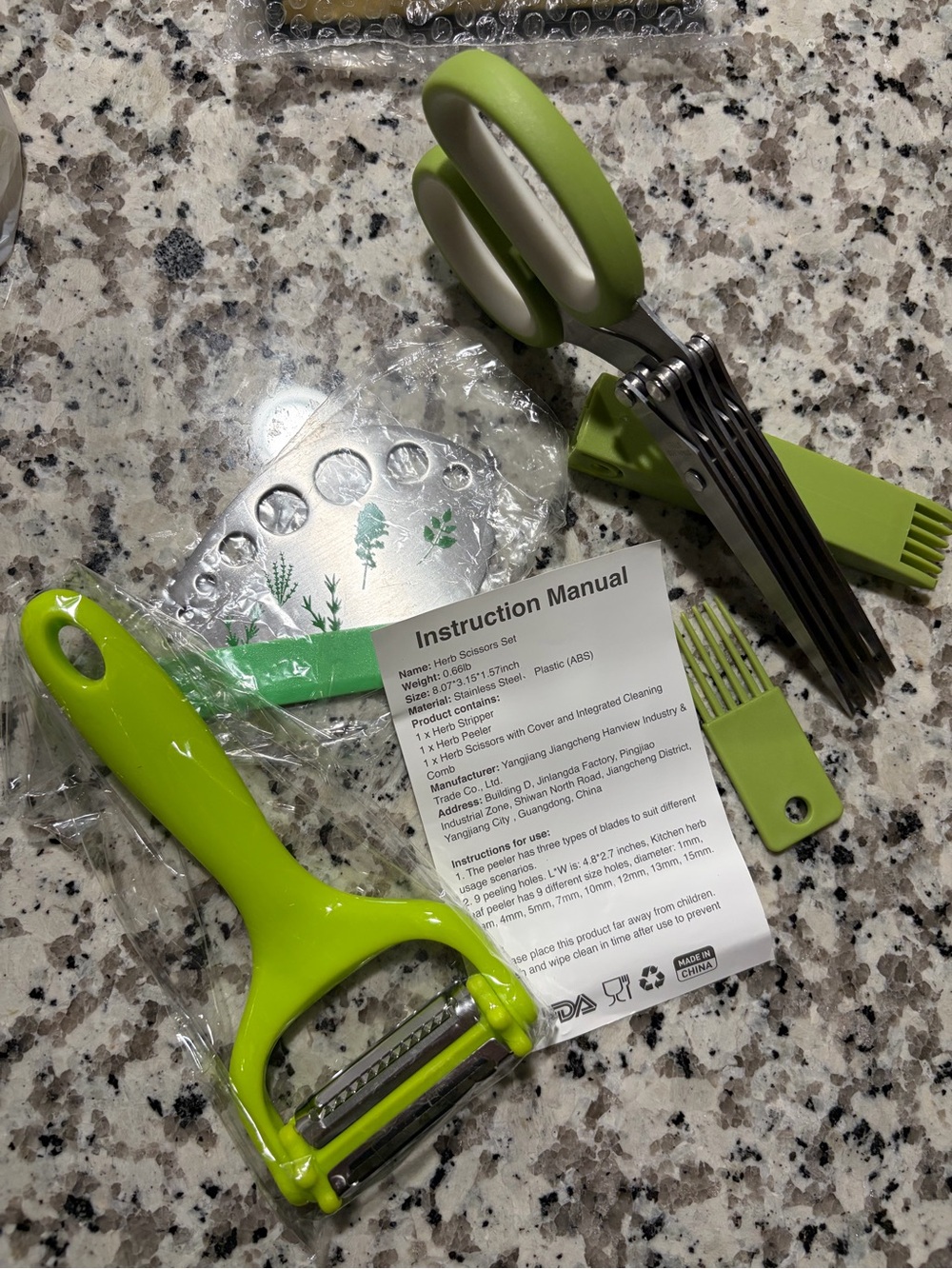Green Multi-Tool Kitchen Herb Scissors & Peeler Set